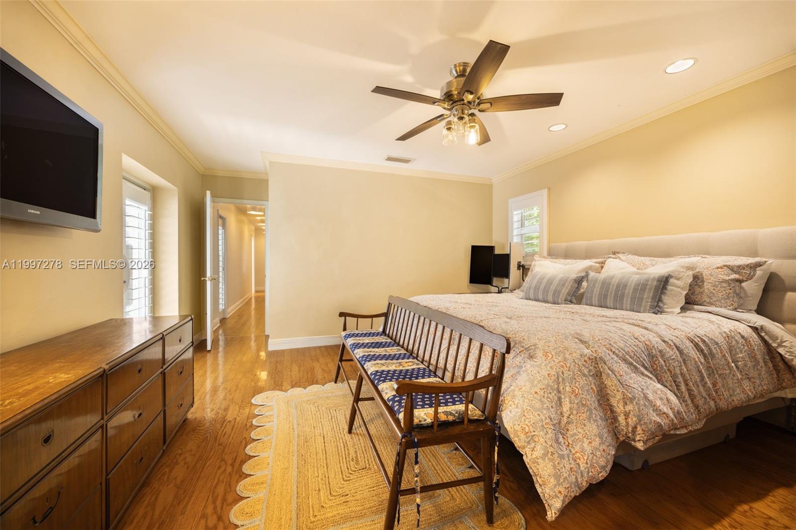 PARIS MANOR EAST - Residential