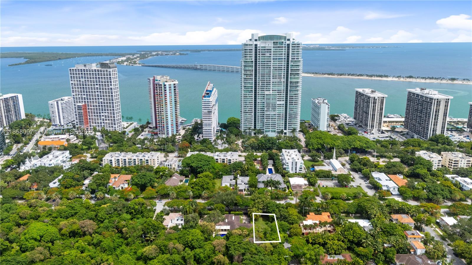 BRICKELLS FLAGLER - Land