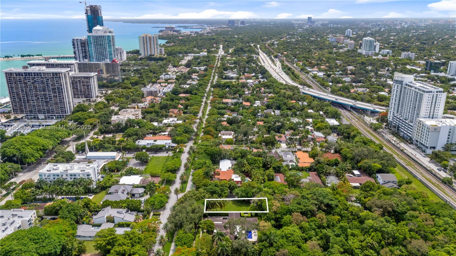 BRICKELLS FLAGLER - Land