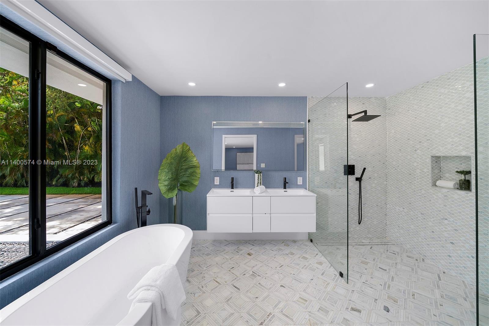 HELMS COUNTRY ESTATES RE- - Residential