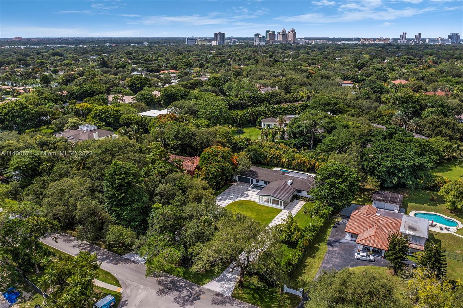 HELMS COUNTRY ESTATES RE- - Residential