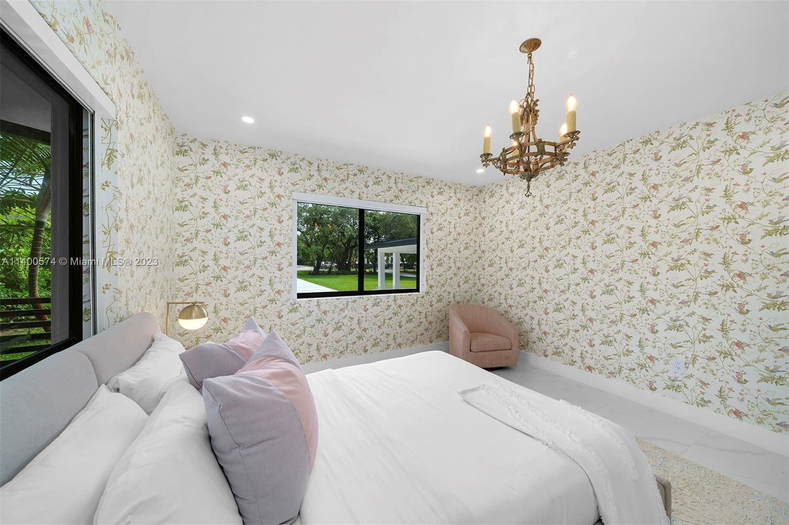 HELMS COUNTRY ESTATES RE- - Residential