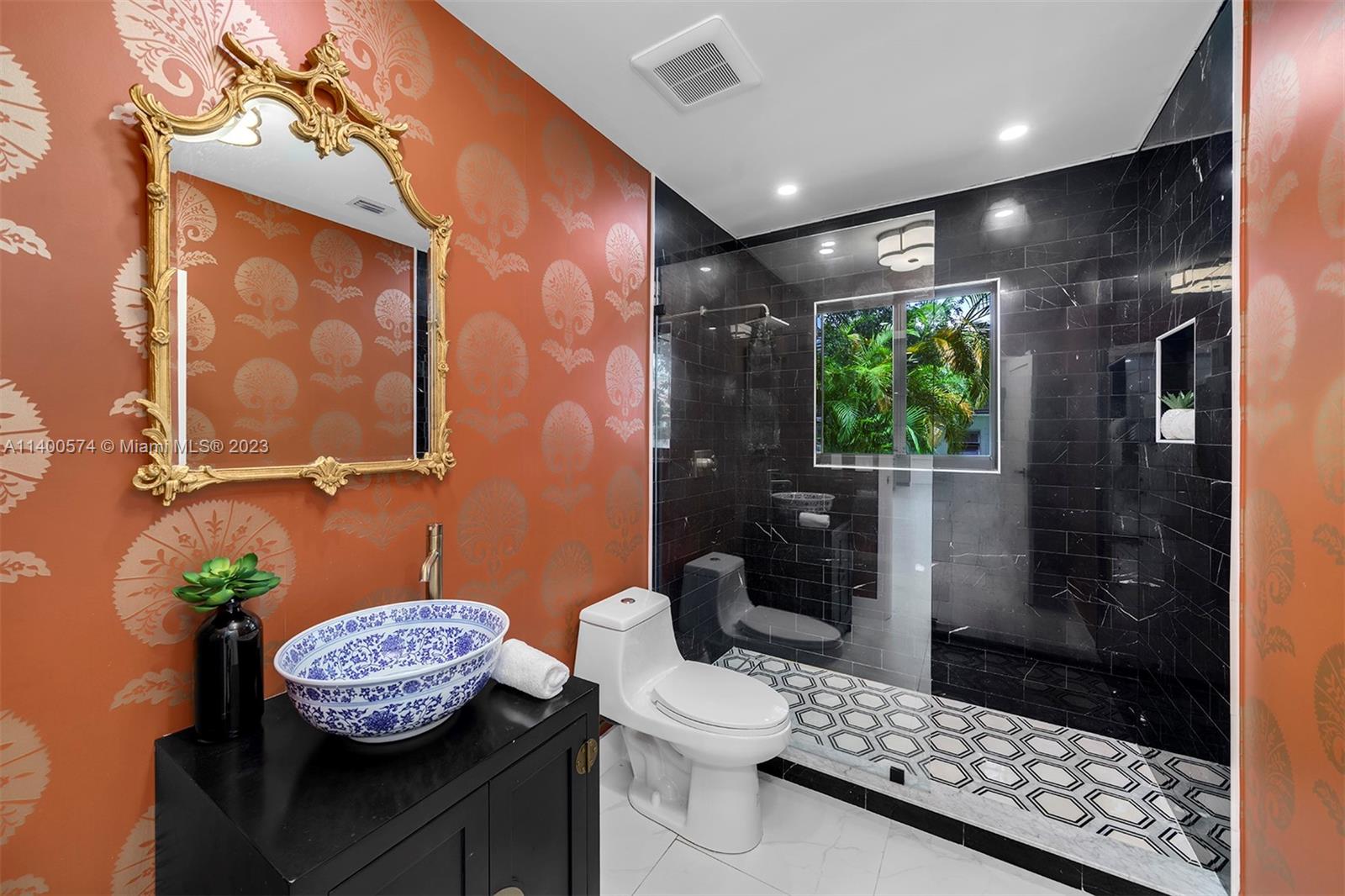 HELMS COUNTRY ESTATES RE- - Residential