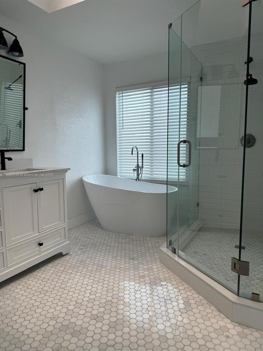 TRACT G OF MISSION BAY - Residential Lease