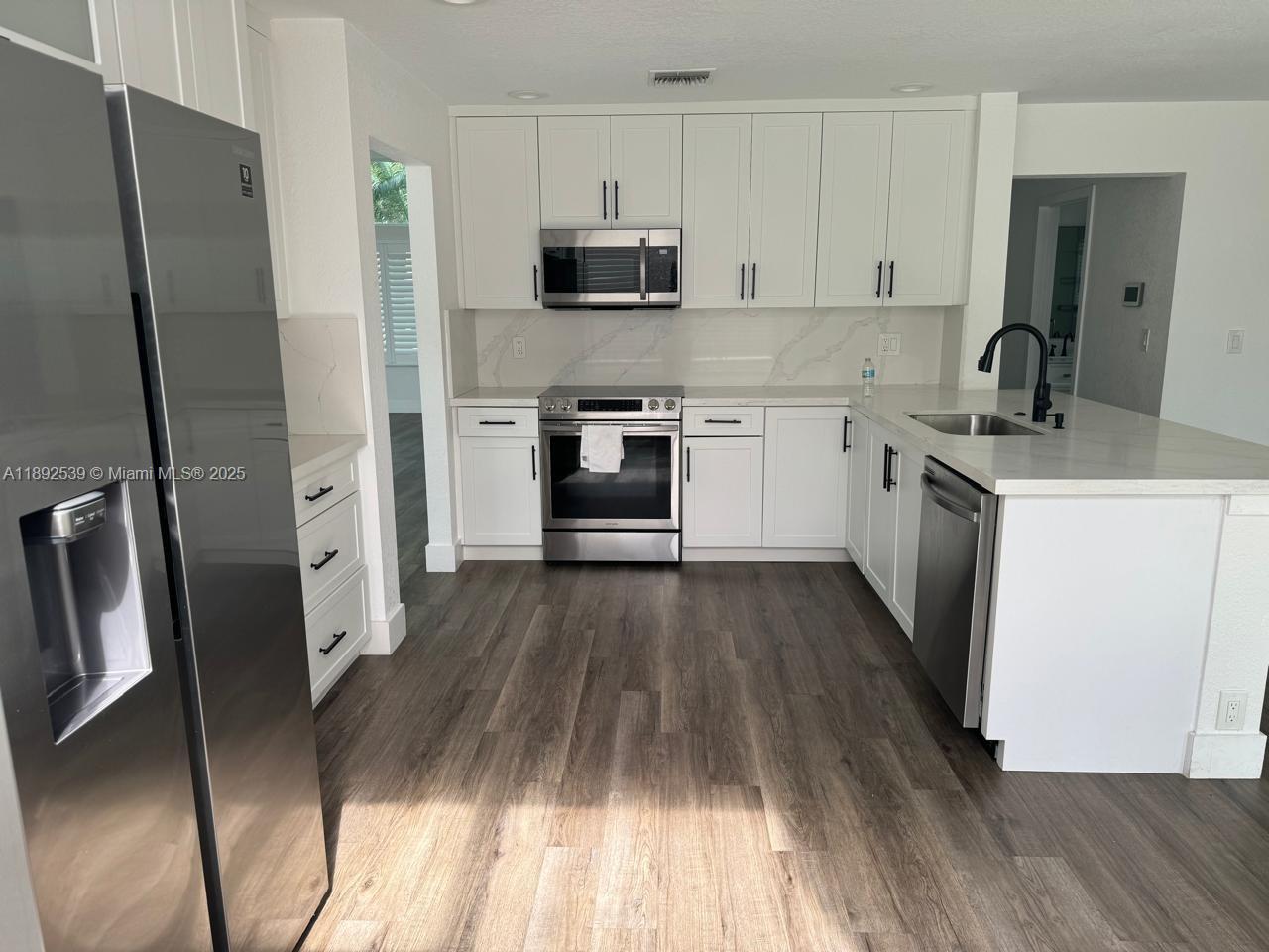 TRACT G OF MISSION BAY - Residential Lease