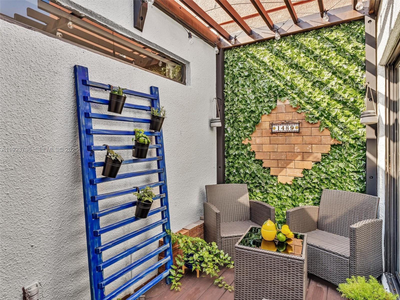 EVERGLADES SUGAR & LAND C - Residential