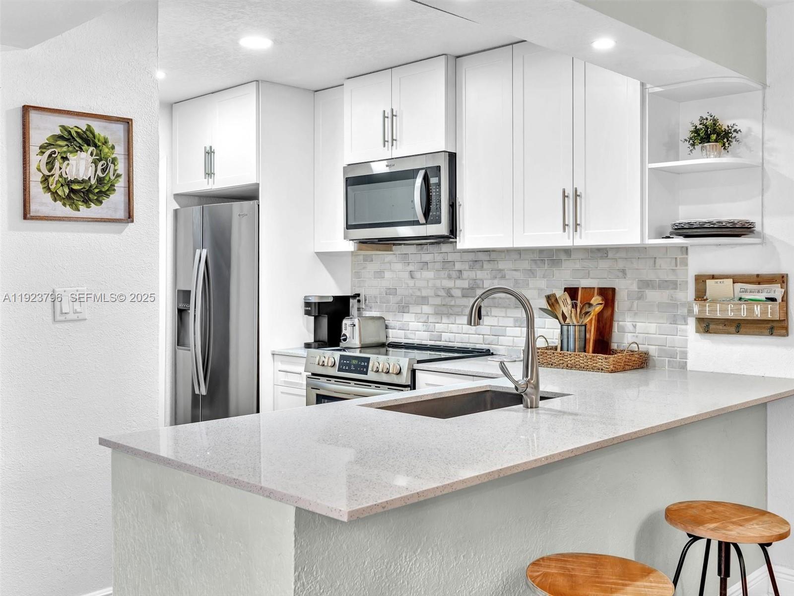 EVERGLADES SUGAR & LAND C - Residential