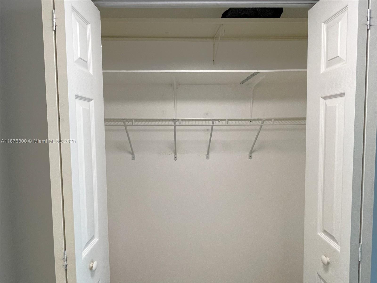 WATERS EDGE OF CORAL GABL - Residential