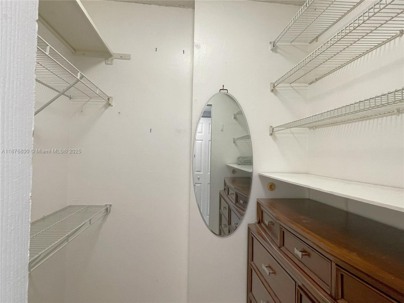 WATERS EDGE OF CORAL GABL - Residential