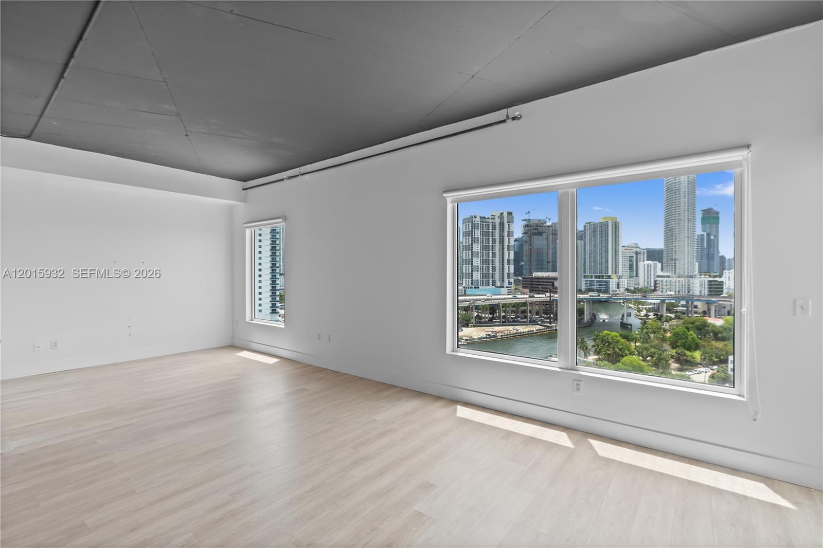 NEO CONDO - Residential