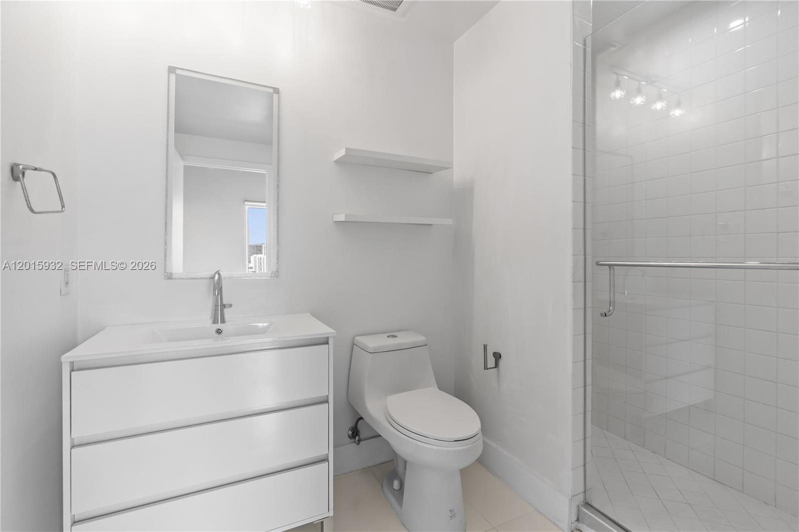 NEO CONDO - Residential