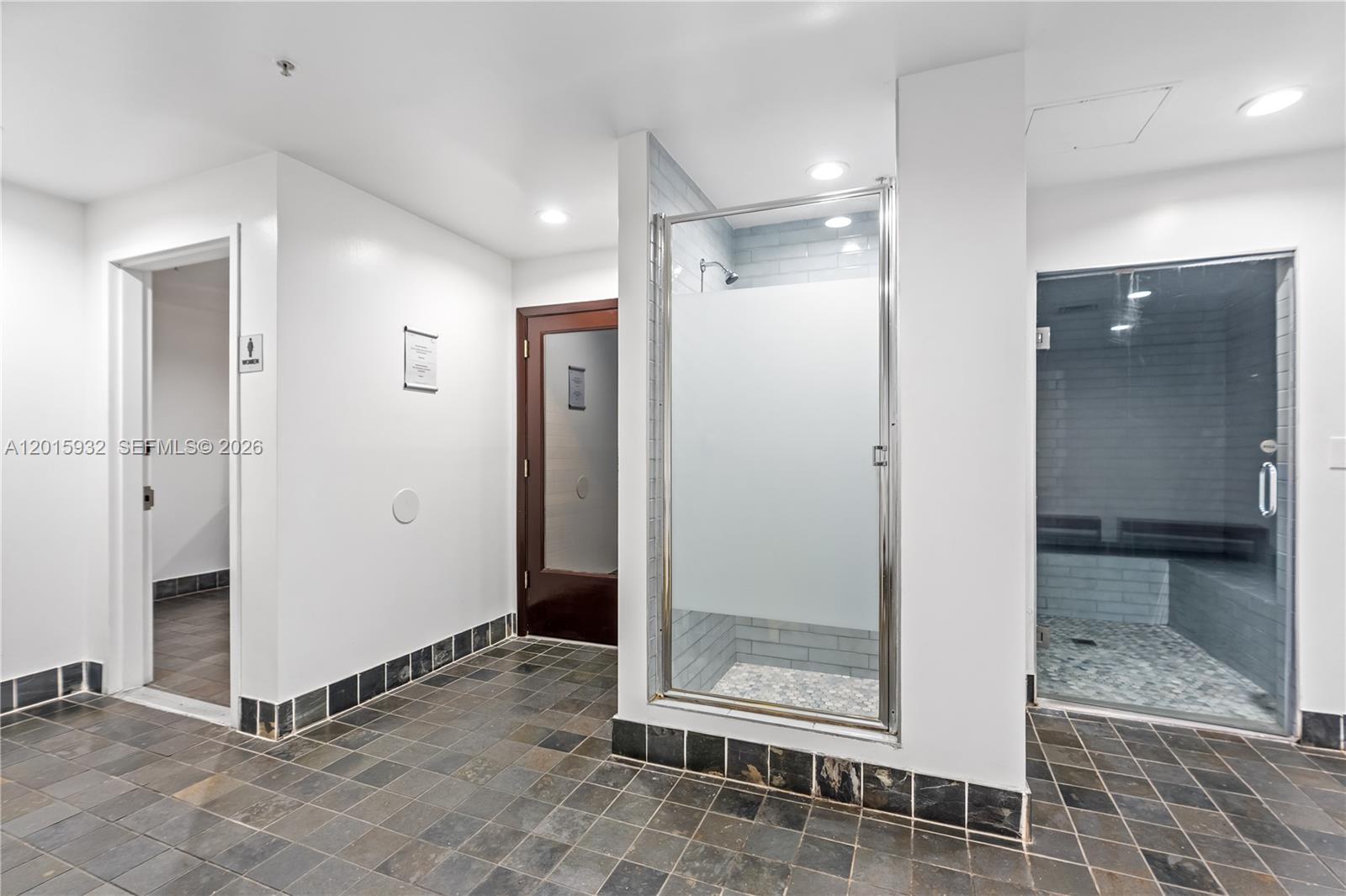 NEO CONDO - Residential