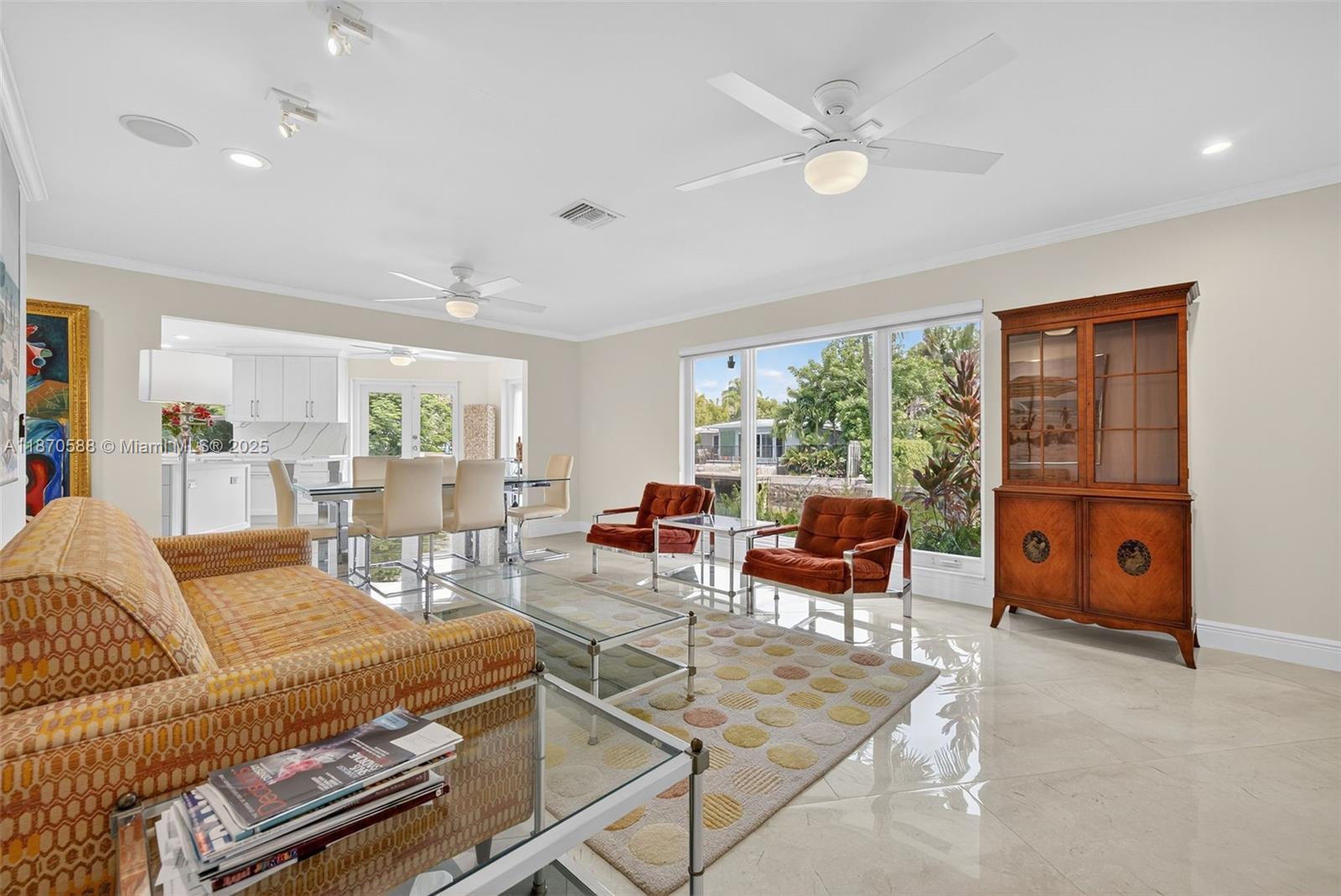 CORAL TERRACE - Residential