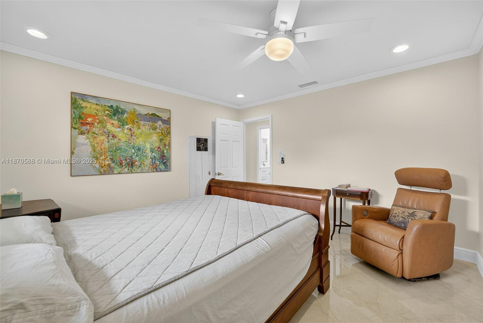 CORAL TERRACE - Residential