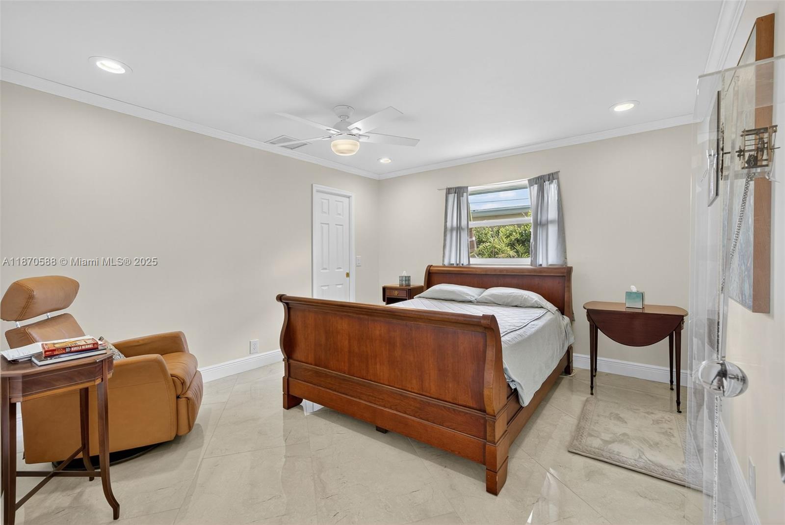 CORAL TERRACE - Residential