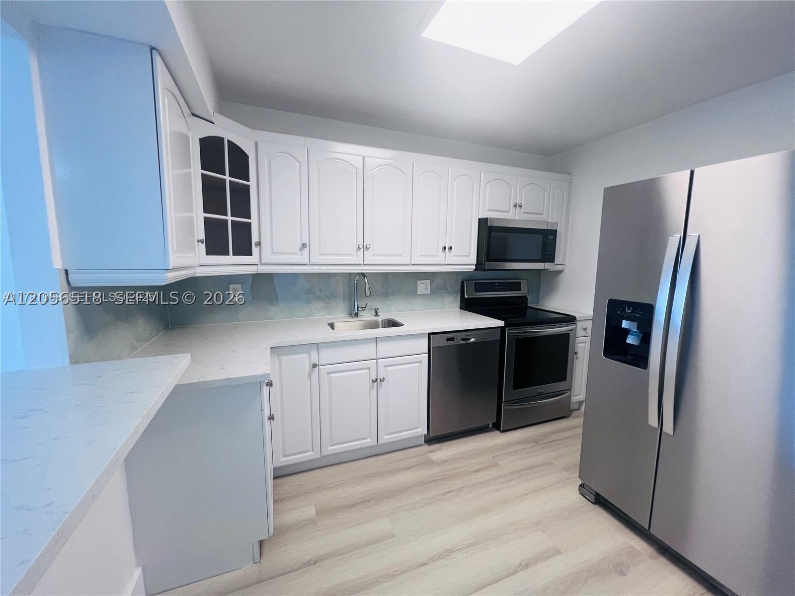 1200 NE Miami Gardens Dr 501W