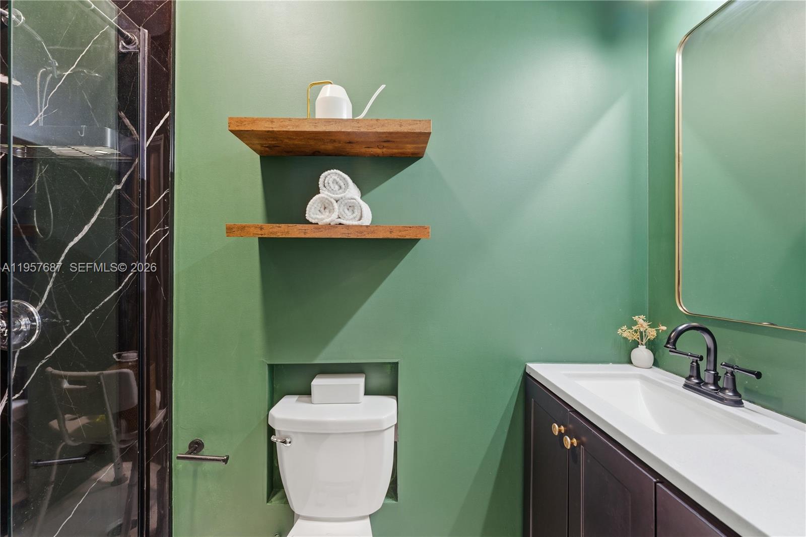 AQUABELLA NORTH - Residential