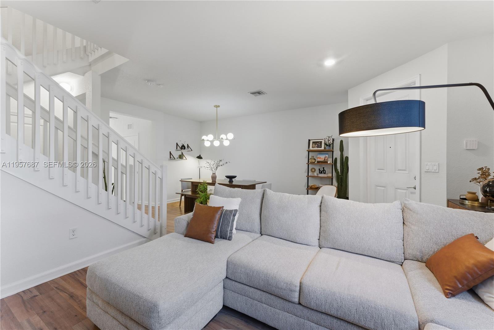 AQUABELLA NORTH - Residential