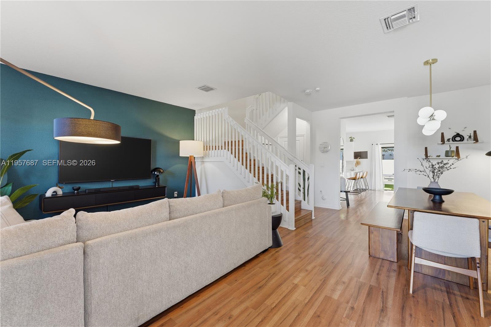 AQUABELLA NORTH - Residential