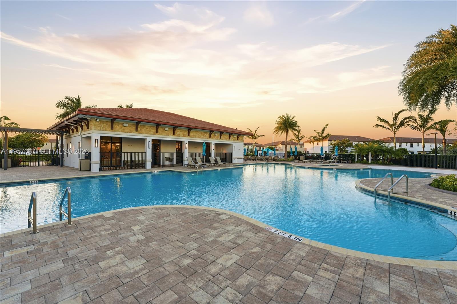 AQUABELLA NORTH - Residential