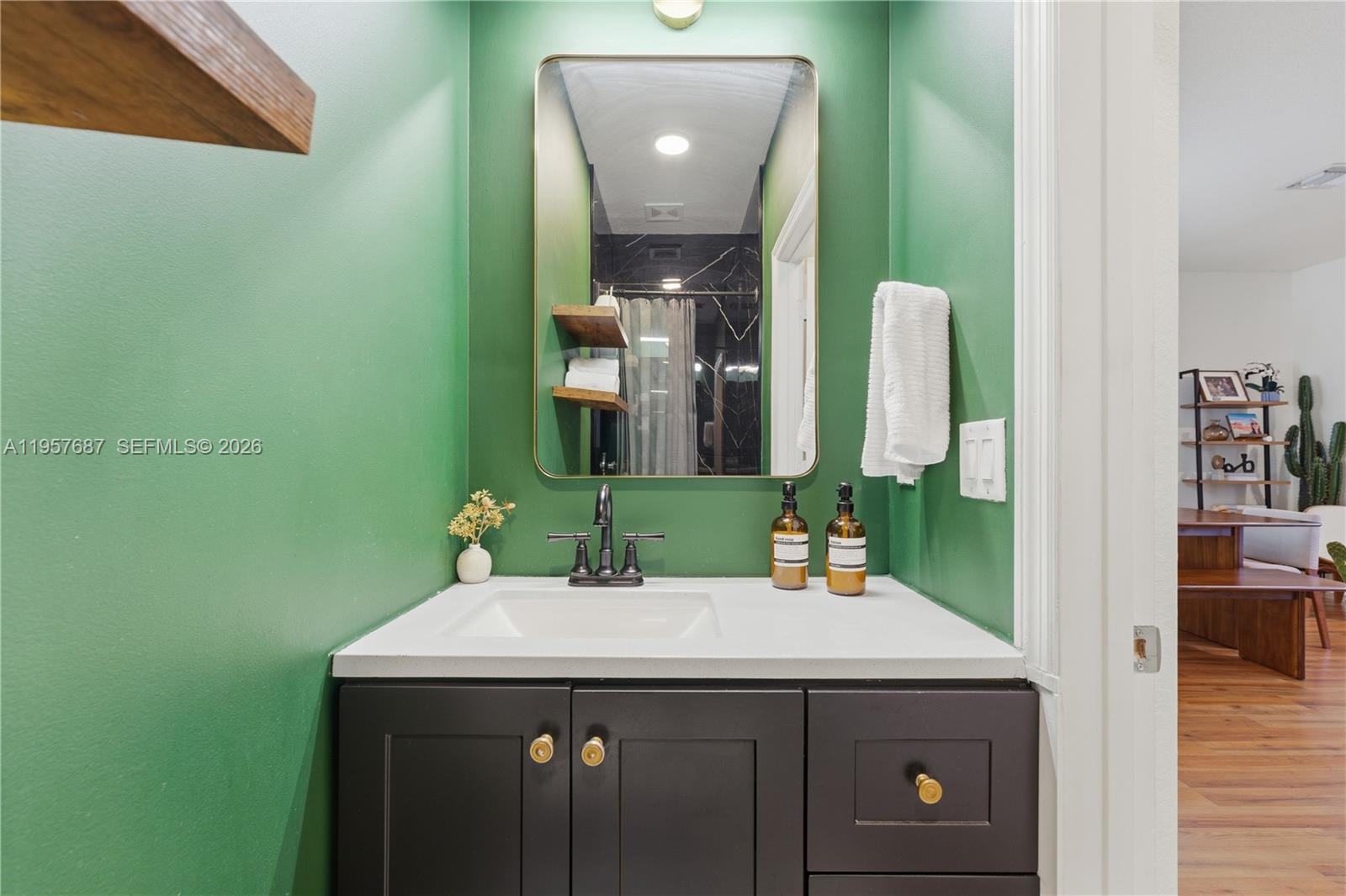 AQUABELLA NORTH - Residential