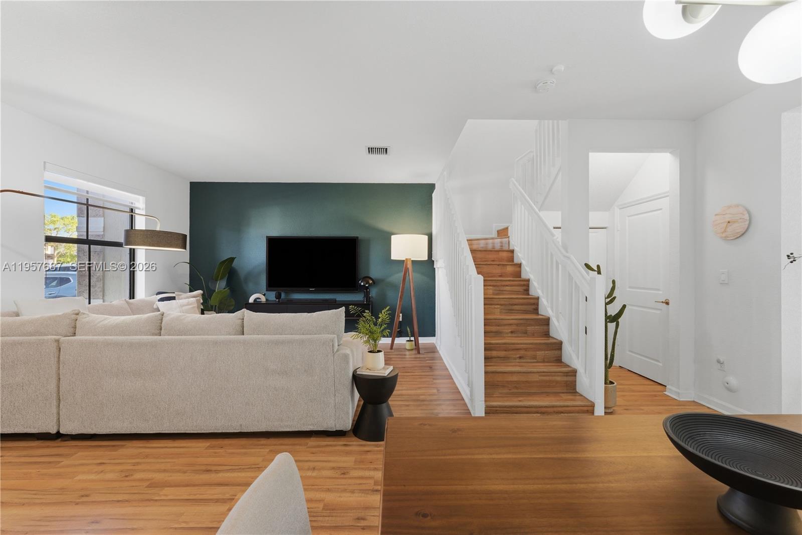 AQUABELLA NORTH - Residential