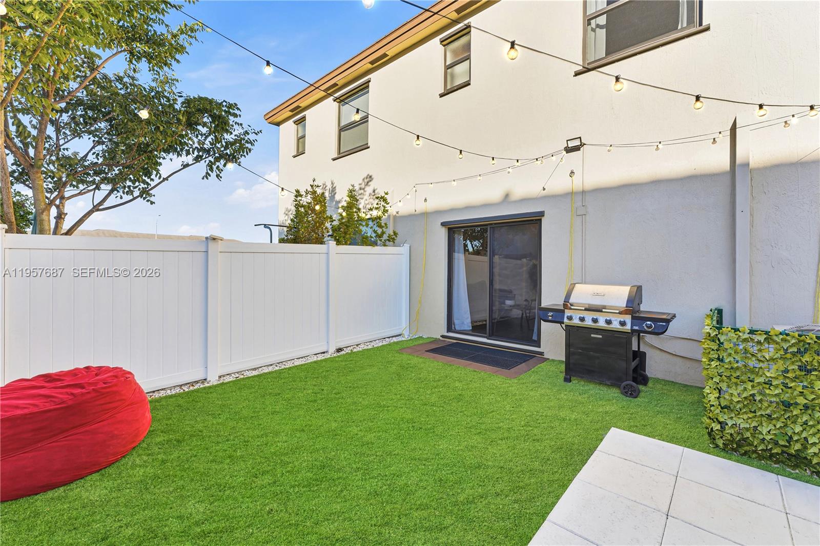 AQUABELLA NORTH - Residential