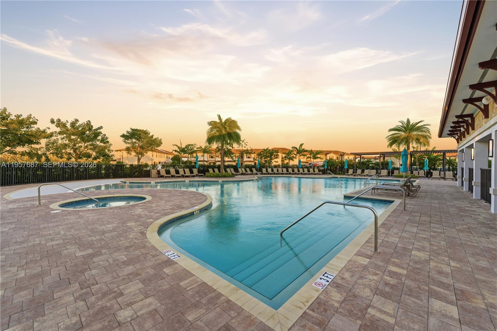 AQUABELLA NORTH - Residential