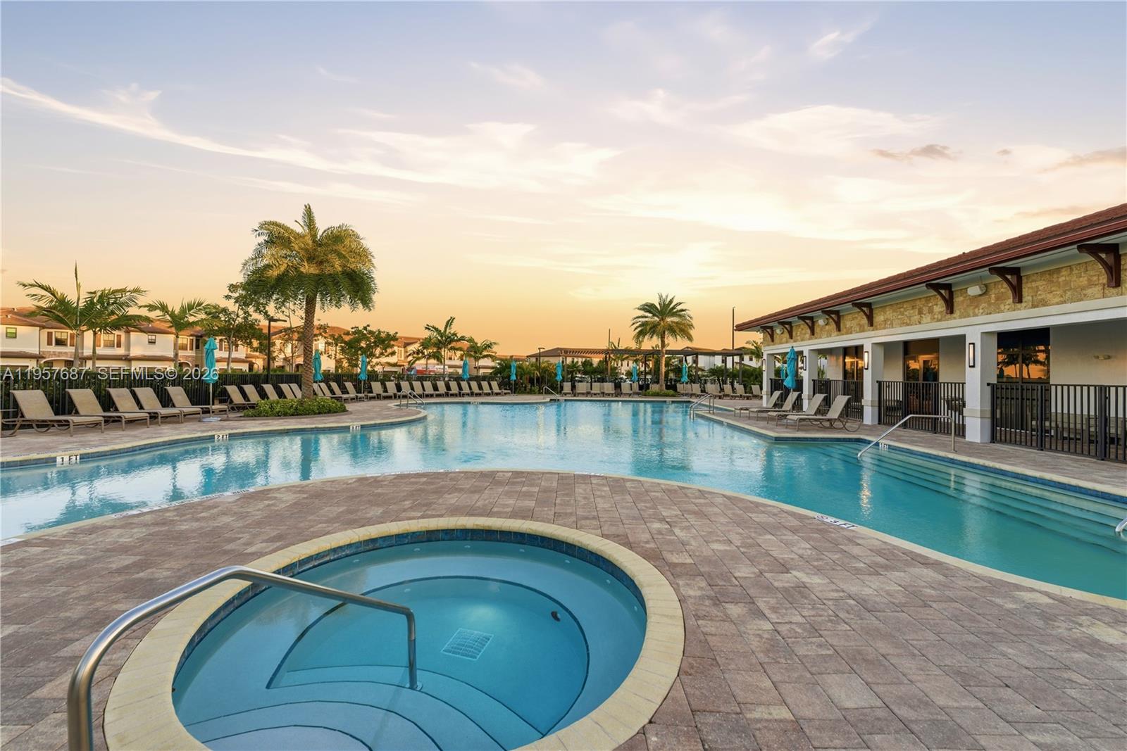 AQUABELLA NORTH - Residential