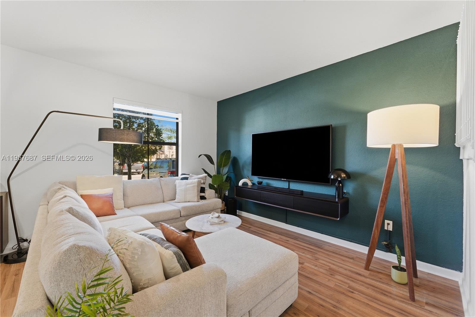 AQUABELLA NORTH - Residential