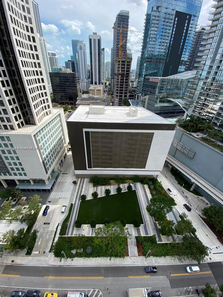 500 BRICKELL WEST CONDO - Residential