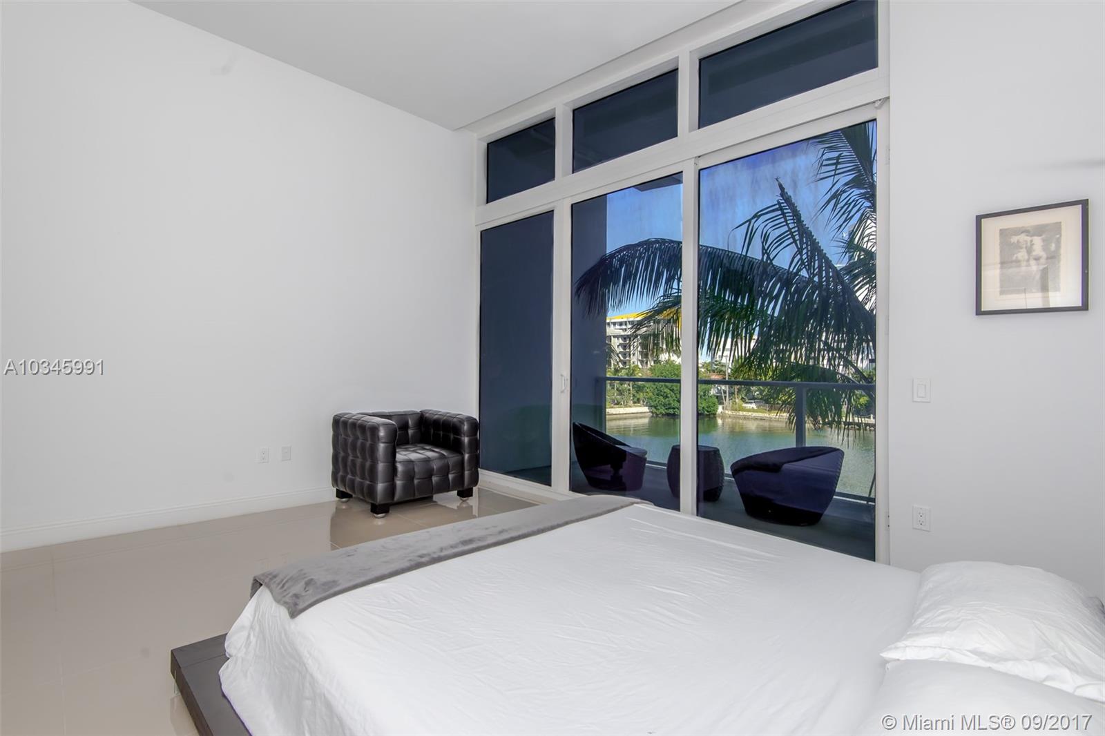 THE CRIMSON CONDO - Residential Lease