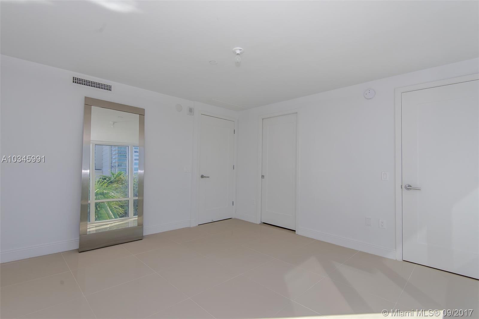 THE CRIMSON CONDO - Residential Lease