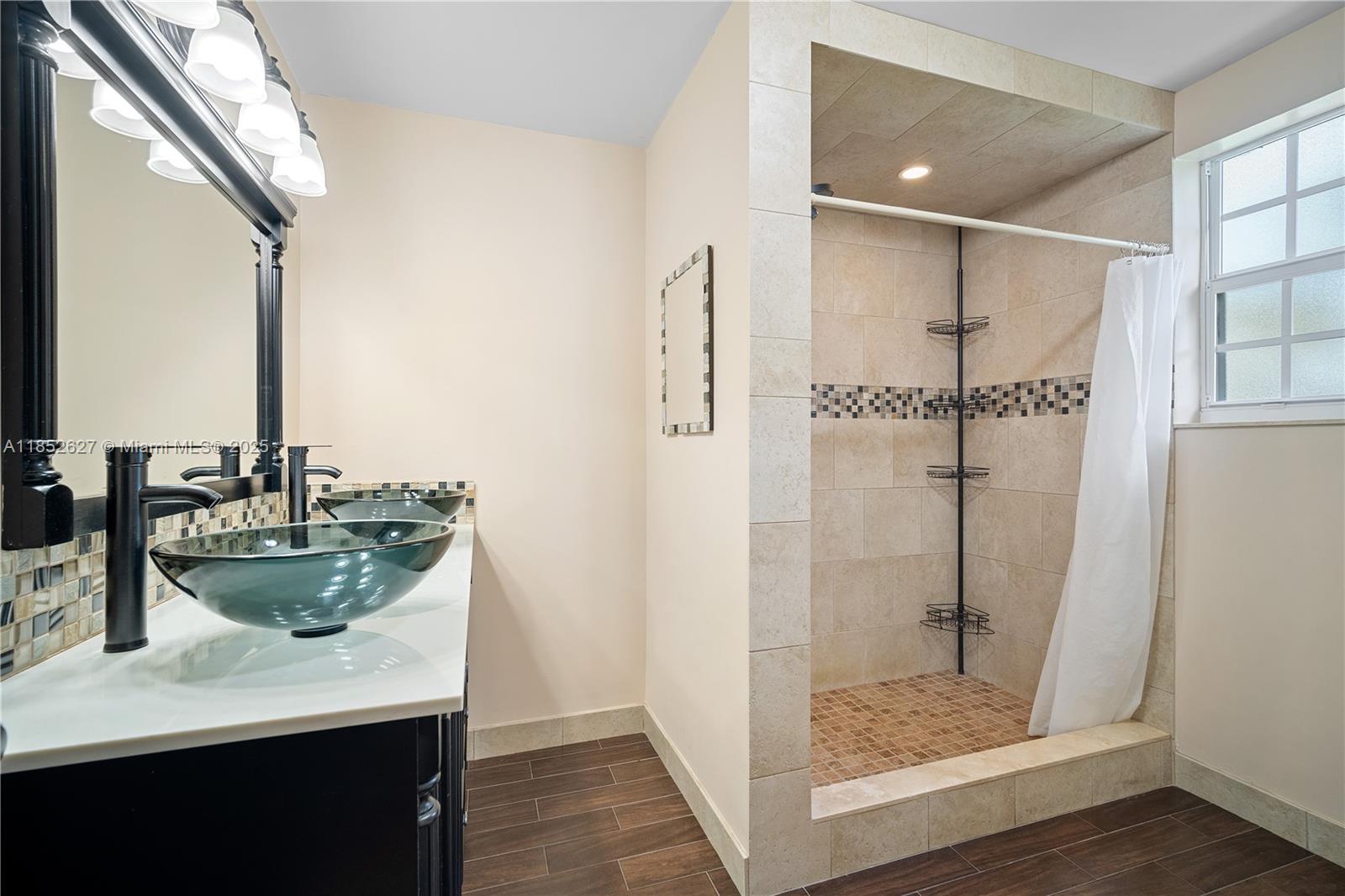 LEISURE CITY SEC 1 - Residential