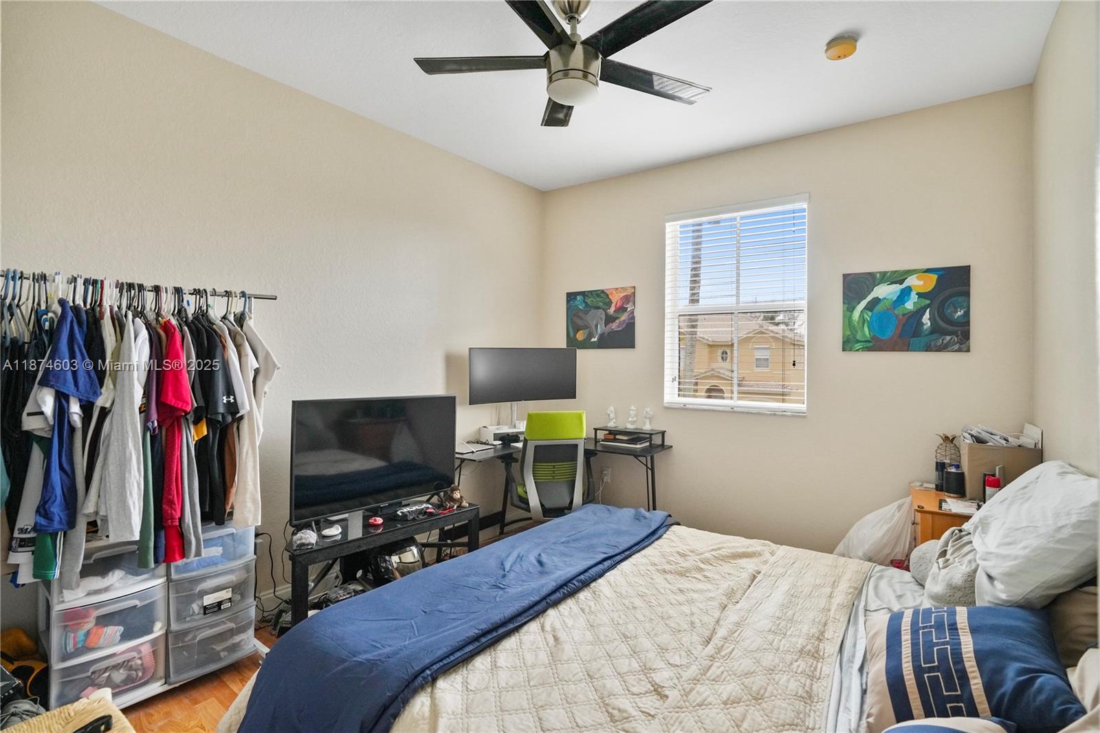 CENTURY BREEZE - Residential