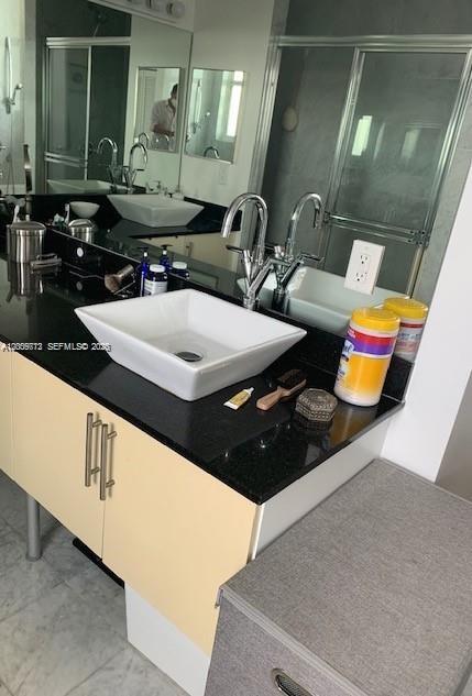 BRICKELL ON THE RIVER N T - Residential Lease