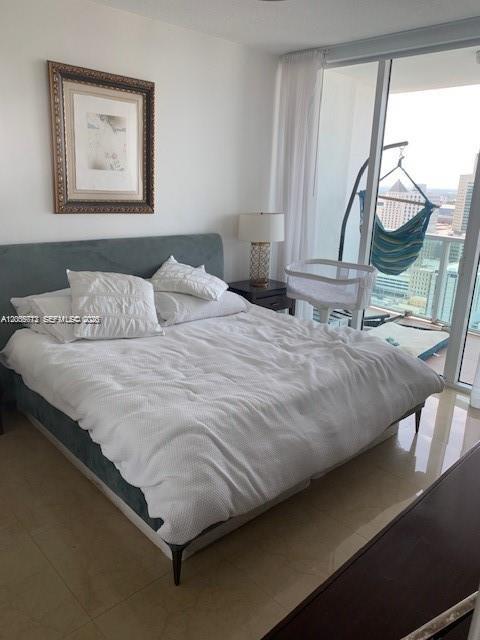 BRICKELL ON THE RIVER N T - Residential Lease