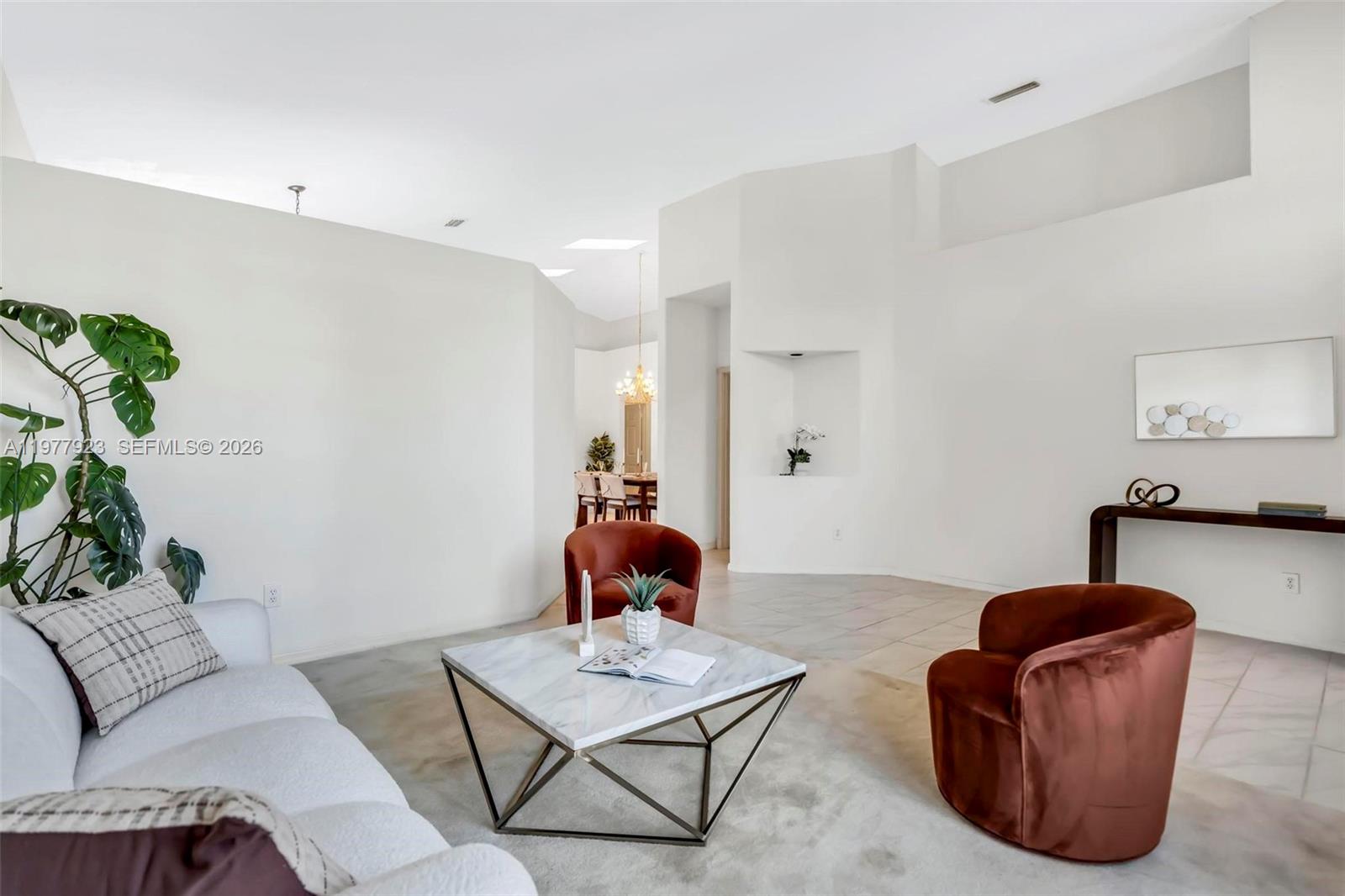 HOLLYWOOD LAKES COUNTRY C - Residential