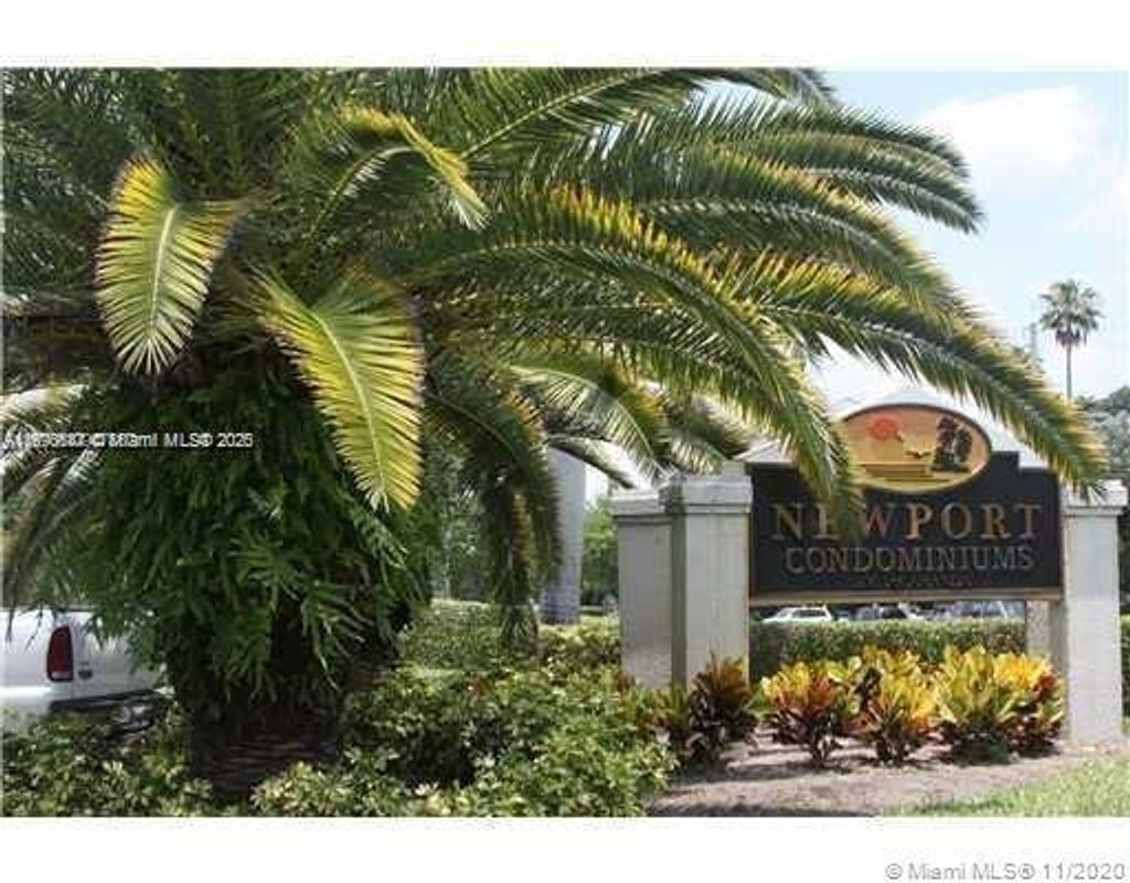Photo of 455 S Pine Island Rd #305C, Plantation, FL 33324 (MLS # A11696647)