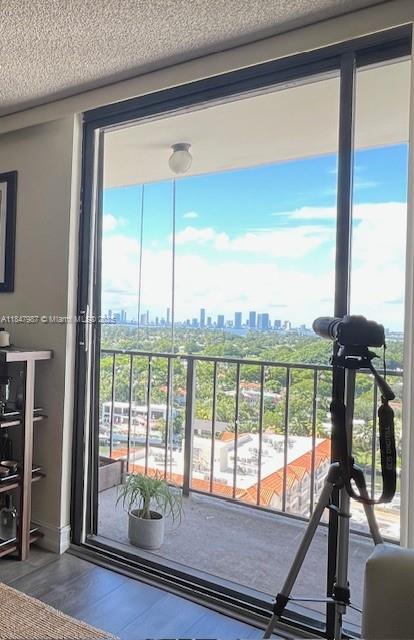 OCEANFRONT PLAZA: Beautifully remodeled and fully furnished corner unit just steps from the beach with stunning unobstructed sunset views of Miami beach and downtown Miami, from the 15th floor balcony. The unit has 2 full bathrooms and has the flexibility to be used as a 2 bedroom or a large 1 bedroom with home office (has sleeper sofa and desk). Enjoy the amazing amenities such as 24-hours front desk, direct beach access, pool deck, clubhouse, gazebo area, recreation room, laundry room on each floor, and a newly updated gym. Right on the edge of the entertainment district of Miami beach, 2 blocks away from W Hotel, 1hotel, Edition Hotel and Faena Hotel. Short-term rentals of 3 or more months are allowed. Available now until 12/31/25. CALL TODAY!