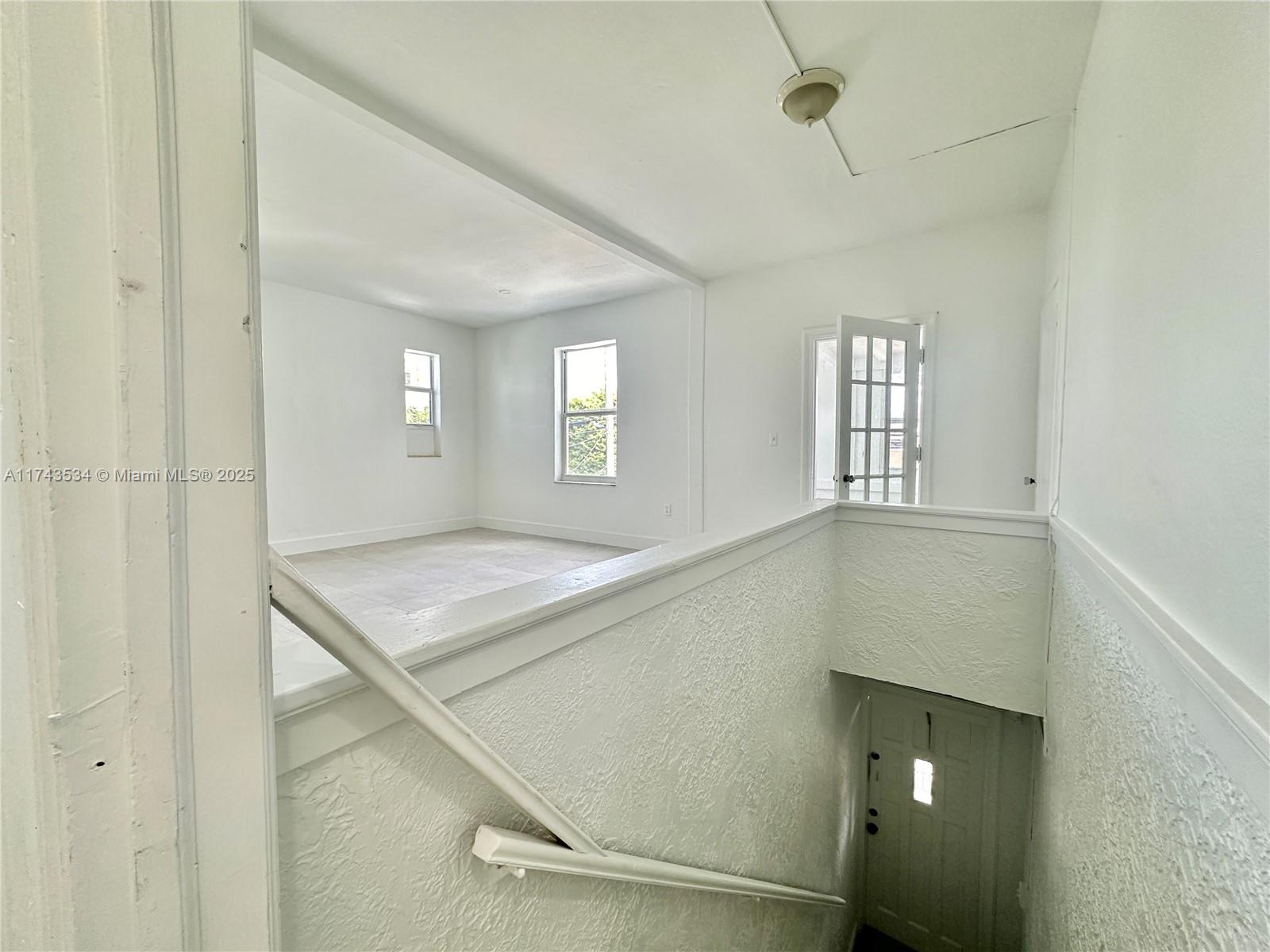 30 NW 32nd Pl 1