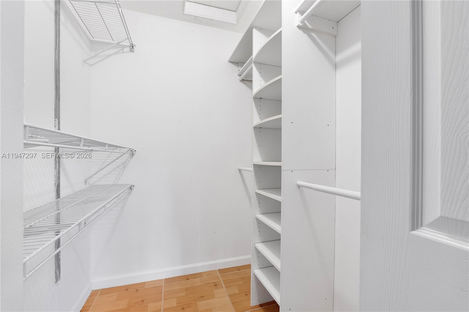 VENETIAN LAKES CONDO - Residential