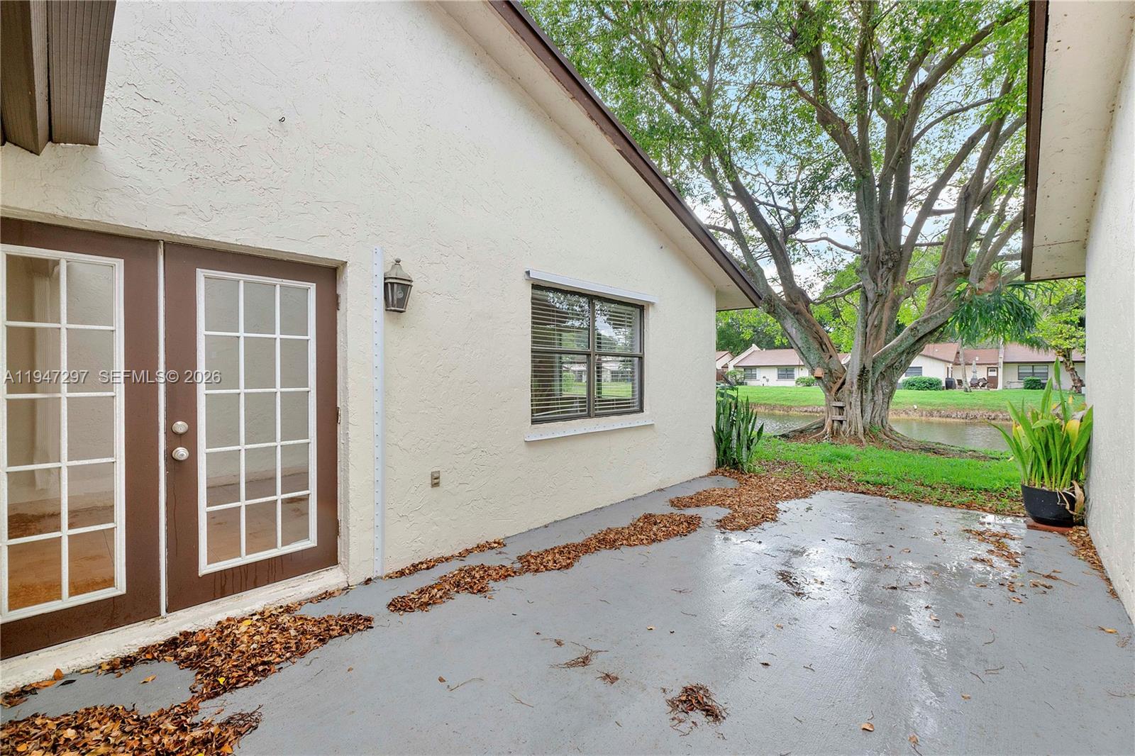 VENETIAN LAKES CONDO - Residential