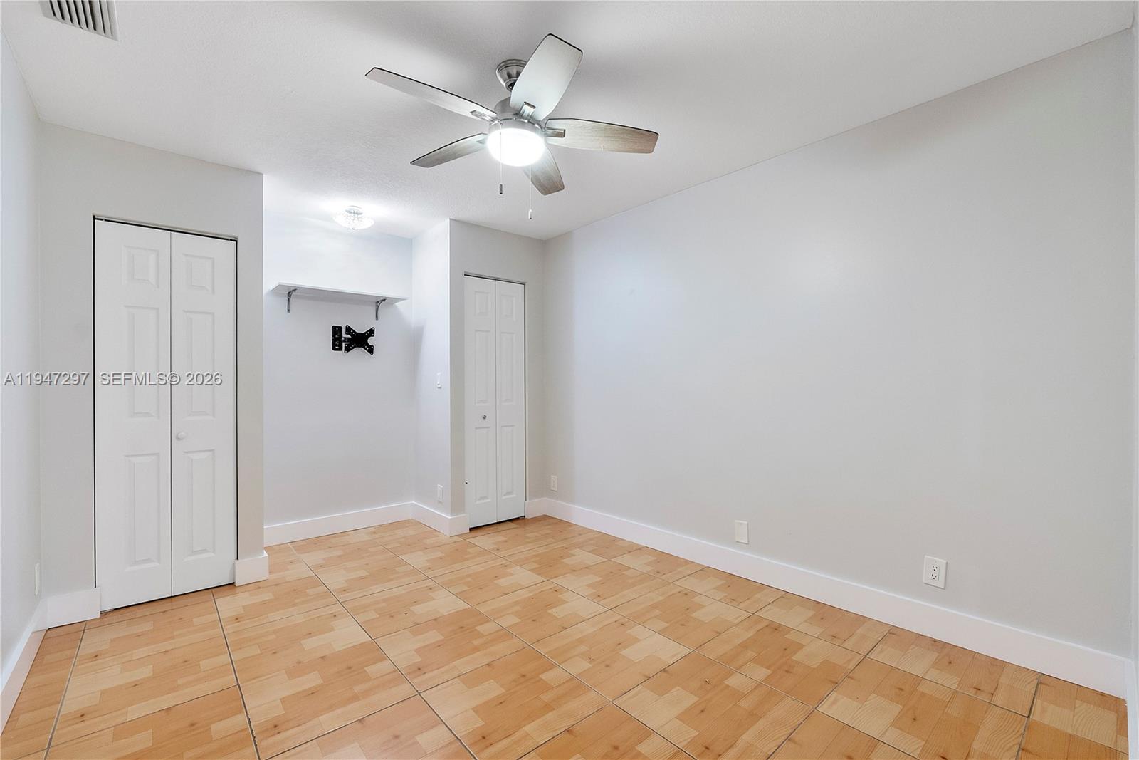 VENETIAN LAKES CONDO - Residential