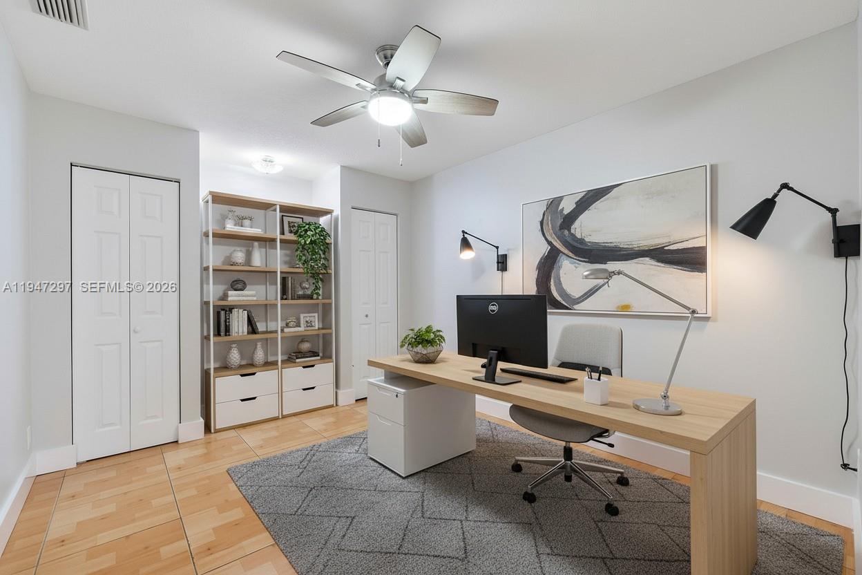 VENETIAN LAKES CONDO - Residential