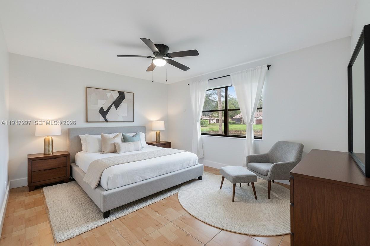 VENETIAN LAKES CONDO - Residential