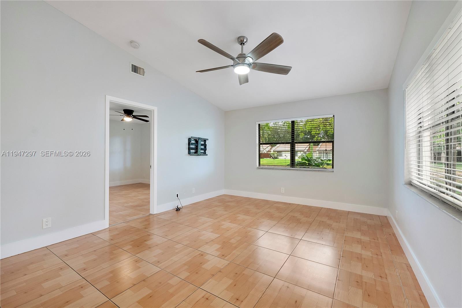 VENETIAN LAKES CONDO - Residential