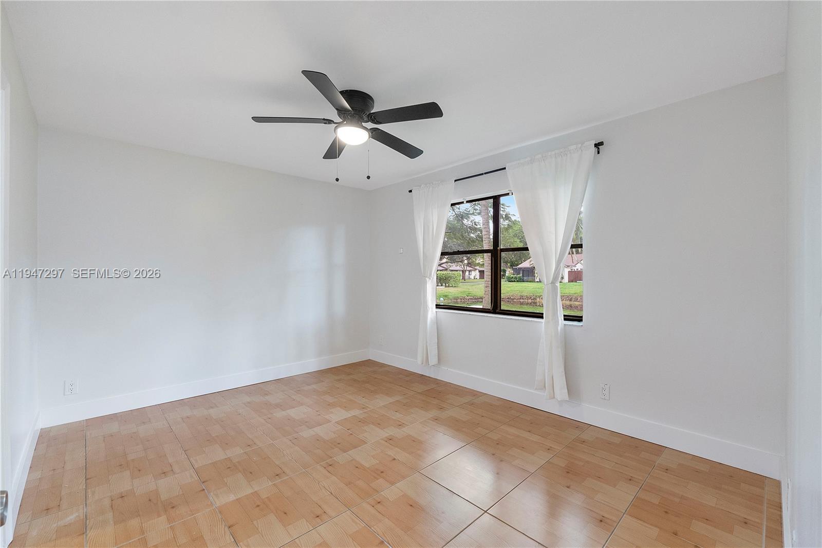 VENETIAN LAKES CONDO - Residential