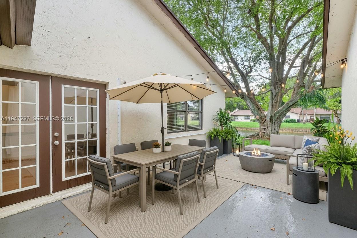 VENETIAN LAKES CONDO - Residential