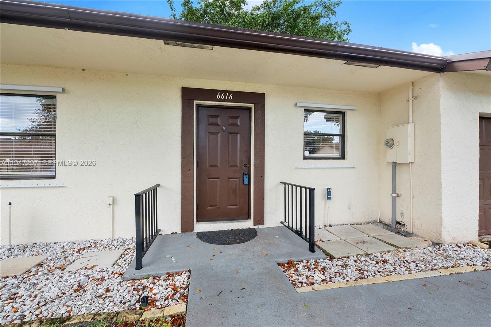 VENETIAN LAKES CONDO - Residential